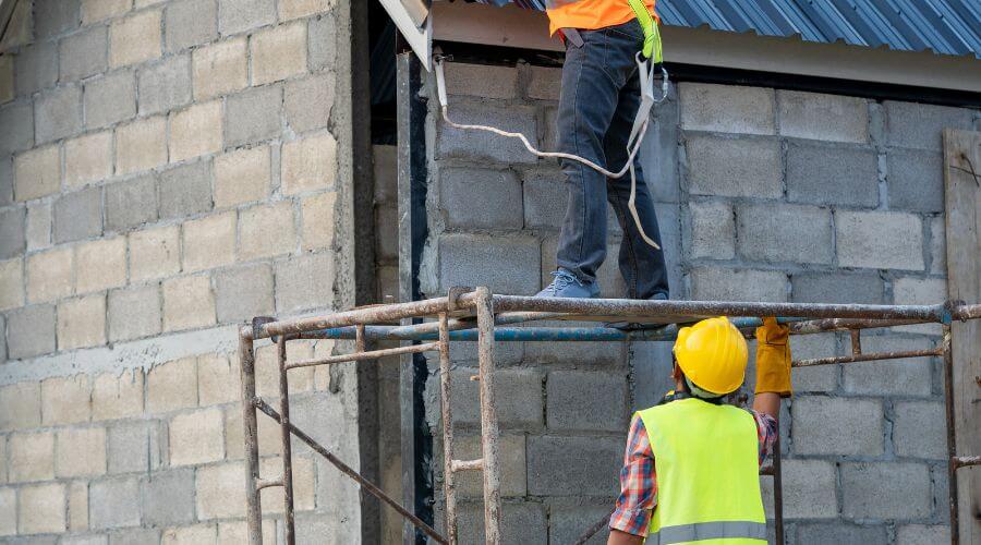 Expert top industrial roofings services in Iron River, MI